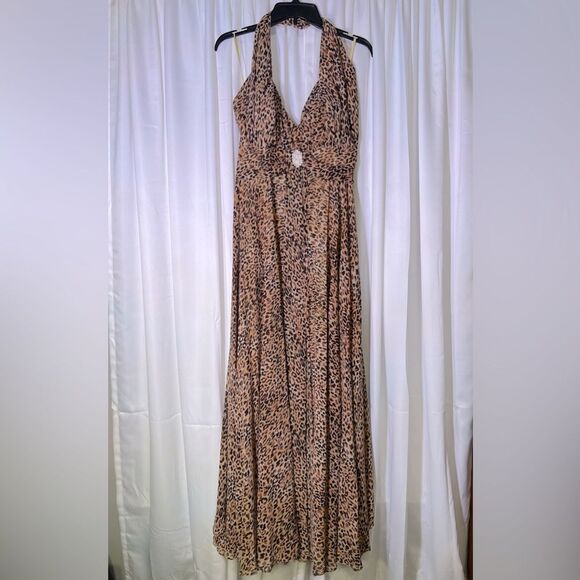 WOW! Women’s Formal Animal Print Gown - Picture 1 of 6
